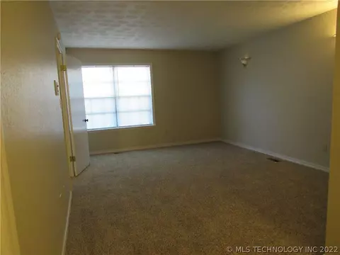 12354 E 39th St, Tulsa, OK 74146 photo 17