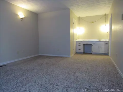 12354 E 39th St, Tulsa, OK 74146 photo 16