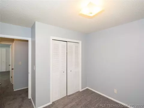 2015 E 52nd St, Tulsa, OK 74105 photo 23