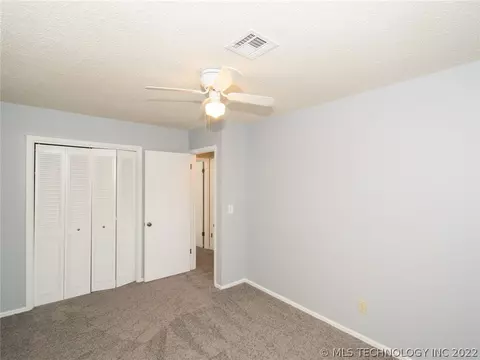 2015 E 52nd St, Tulsa, OK 74105 photo 19