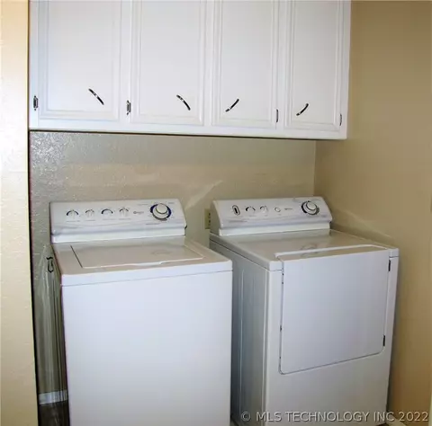 8614 E 77th Pl, Tulsa, OK 74133 photo 3