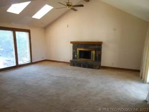 6910 E 65th St, Tulsa, OK 74133 photo 5