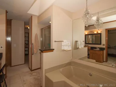 5820 E 78th Pl, Tulsa, OK 74136 photo 19