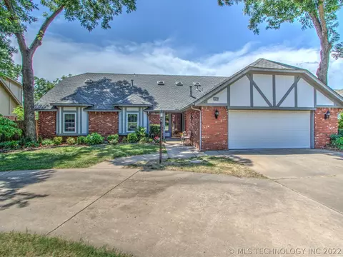 5820 E 78th Pl, Tulsa, OK 74136 photo 1