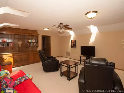 5820 E 78th Pl, Tulsa, OK 74136 photo 23
