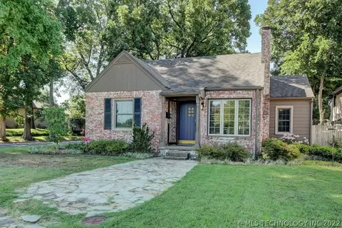 1444 E 33rd St, Tulsa, OK 74105 photo 2