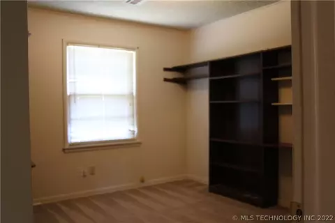 6526 E 7th St, Tulsa, OK 74112 photo 16