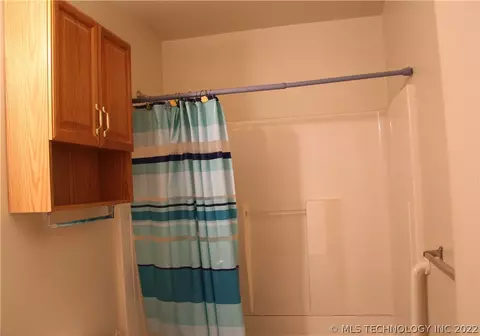 6526 E 7th St, Tulsa, OK 74112 photo 12