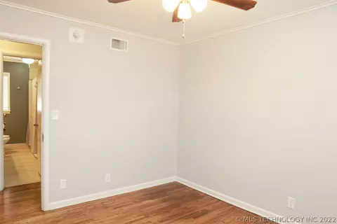 1531 E 60th Pl, Tulsa, OK 74105 photo 21