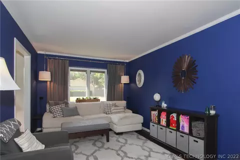 1721 E 57th St, Tulsa, OK 74105 photo 4