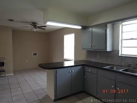 209 Umstead St, Colbert, OK 74733 photo 15