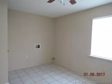 209 Umstead St, Colbert, OK 74733 photo 9