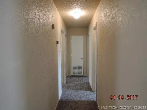 209 Umstead St, Colbert, OK 74733 photo 4