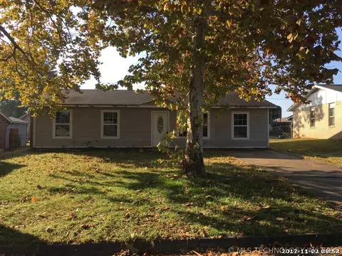 1109 S M St, Barling, AR 72923 photo 2