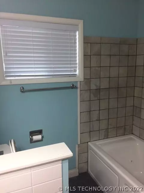 6771 E 27th St, Tulsa, OK 74129 photo 11