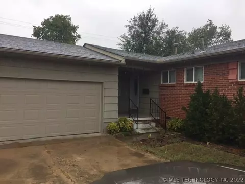 6771 E 27th St, Tulsa, OK 74129 photo 1