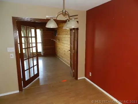 9044 E 26th Ct, Tulsa, OK 74129 photo 14