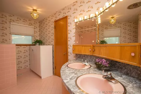 1559 E 58th St, Tulsa, OK 74105 photo 28