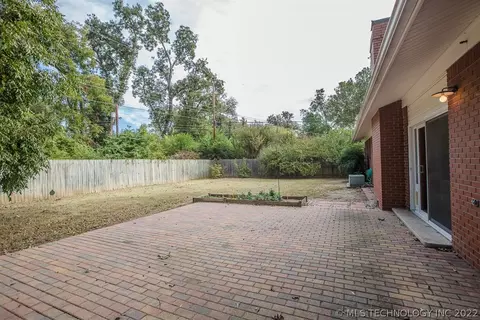 1559 E 58th St, Tulsa, OK 74105 photo 31