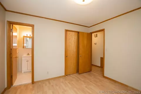 1559 E 58th St, Tulsa, OK 74105 photo 21