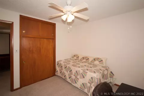 6774 E 28th St, Tulsa, OK 74129 photo 13