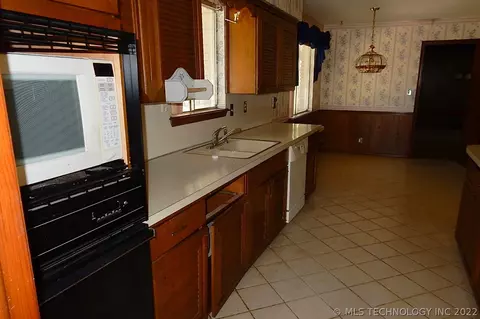 6719 E 54th St, Tulsa, OK 74145 photo 11