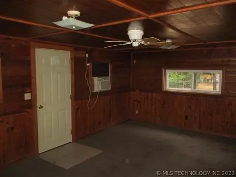 127 E Babock St, Eufaula, OK 74432 photo 2