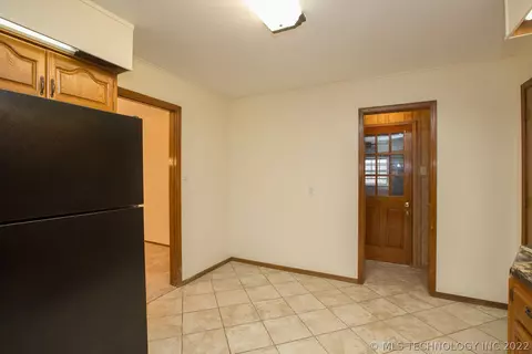 1505 E 56th St, Tulsa, OK 74105 photo 9