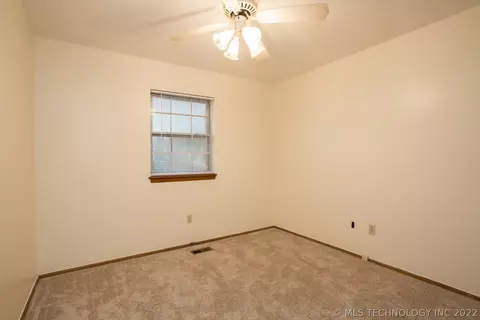1505 E 56th St, Tulsa, OK 74105 photo 24