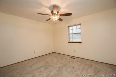 1505 E 56th St, Tulsa, OK 74105 photo 22