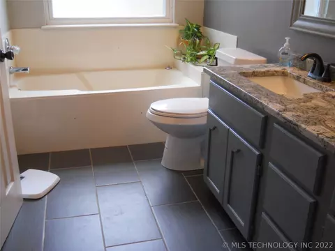 9401 E 100th St S, Tulsa, OK 74133 photo 16