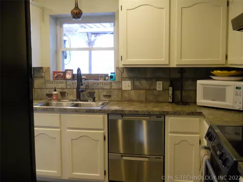 9401 E 100th St S, Tulsa, OK 74133 photo 5