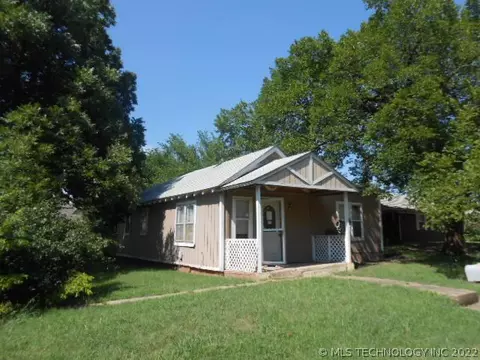 1338 E Walnut St, Cushing, OK 74023 photo 1