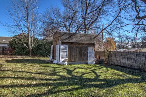 7904 E 27th Pl, Tulsa, OK 74129 photo 32