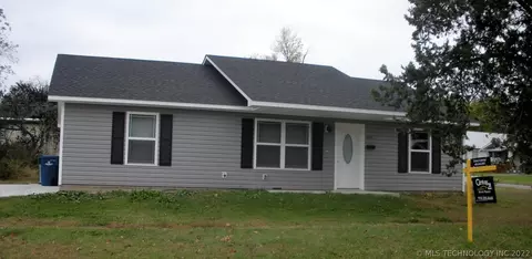623 E Oak St, Cushing, OK 74023 photo 1