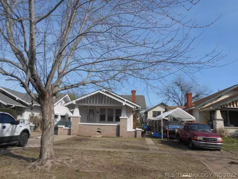 926 E Moses St, Cushing, OK 74023 photo 1