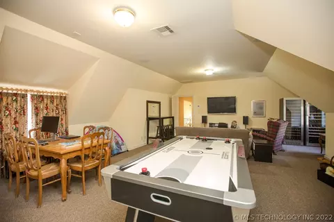 2411 E 27th Pl, Tulsa, OK 74114 photo 25