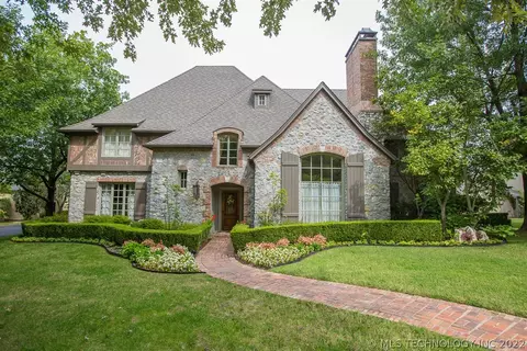 2411 E 27th Pl, Tulsa, OK 74114 photo 1