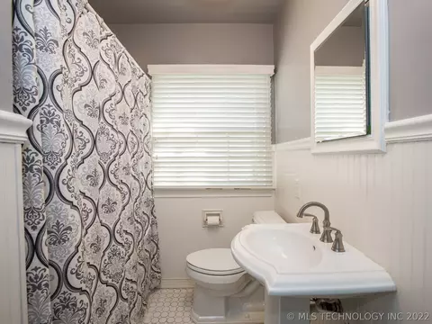 1926 E 35th Pl, Tulsa, OK 74105 photo 29
