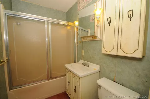 1527 E 56th St, Tulsa, OK 74105 photo 8