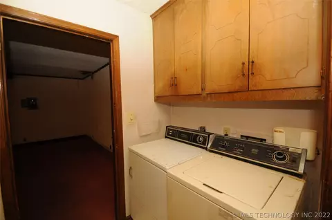 1527 E 56th St, Tulsa, OK 74105 photo 19