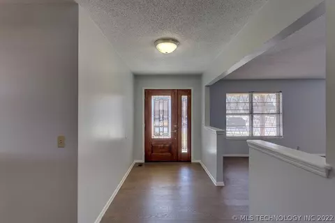 1809 E 58th St, Tulsa, OK 74105 photo 9