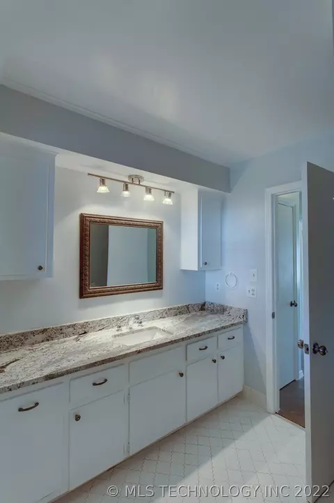 1809 E 58th St, Tulsa, OK 74105 photo 27