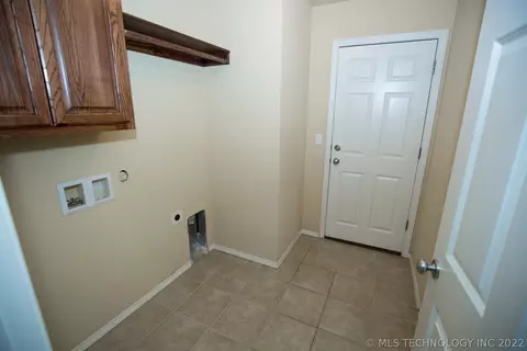 13306 E 43rd St, Tulsa, OK 74134 photo 11