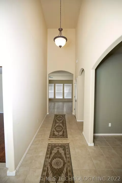 13306 E 43rd St, Tulsa, OK 74134 photo 2