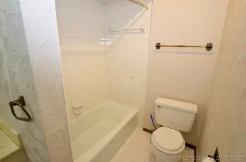 9026 E 67th St, Tulsa, OK 74133 photo 18