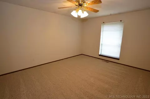 9026 E 67th St, Tulsa, OK 74133 photo 16