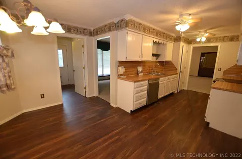 9026 E 67th St, Tulsa, OK 74133 photo 10