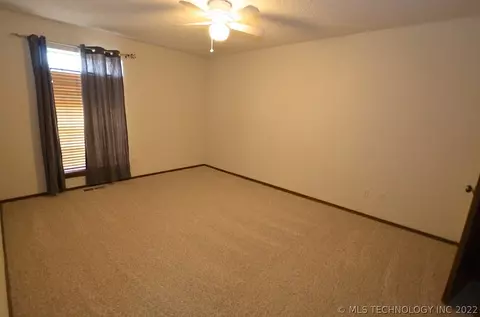 9026 E 67th St, Tulsa, OK 74133 photo 25