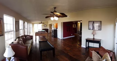 5359 E 28th St, Tulsa, OK 74114 photo 5